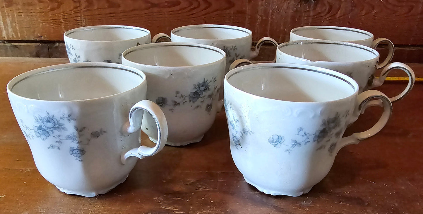 Vintage tea cups set of 7