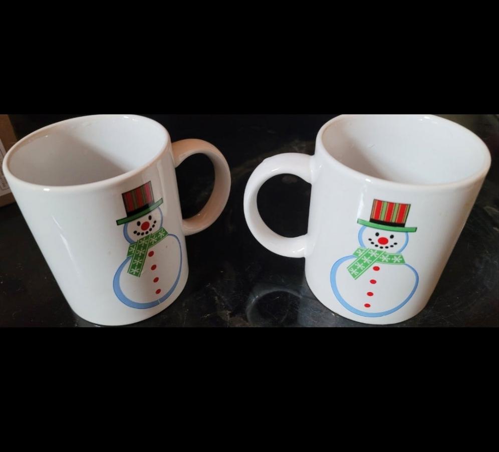 Pair of snowman coffee cups